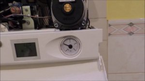 Газовый 🔥 котёл. Падает давление - смотри первичный теплообменник.