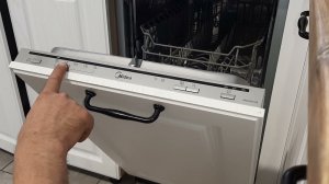 Регулировка жёсткости воды посудомоечной машины Midea