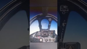 тренировочный полёт на истрибителе «Су-22»