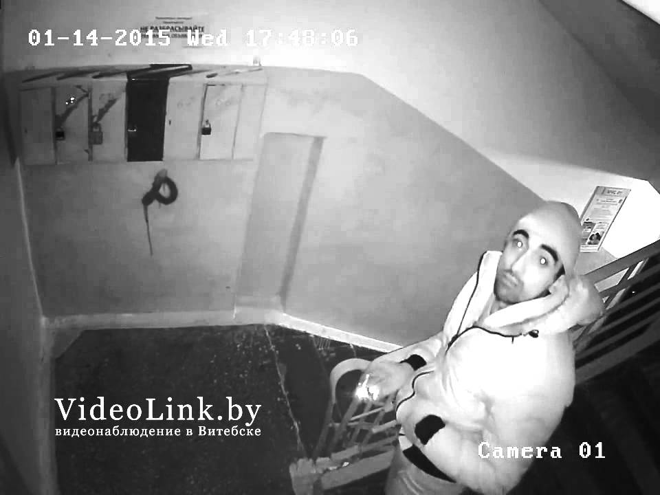 Пример записи IP камеры видеонаблюдения HIKVISION DS-2CD2512-IL - в подъезде смотреть онлайн