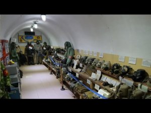 КАК УСТРОЕНО БОМБОУБЕЖИЩЕ ГРАЖДАНСКОЙ ОБОРОНЫ ?