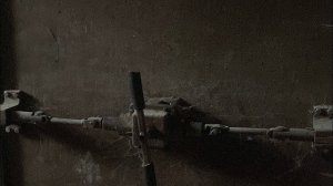залез в бомбоубежище на охраняемом объекте.ПРИЕХАЛА ПОЛИЦИЯ!