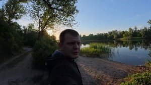 Раннее утро на даче. Прогулка в лесу и бассейн, который на грани.