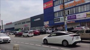 Торговая улица на Багратиона . Владивосток