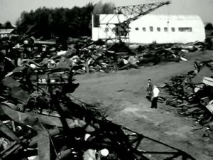 1981 год. Тюмень. Замусоренные берега Туры.