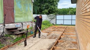 Придется все переделывать. Зачем мы разбираем опалубку? Строим дом в деревне своими руками.