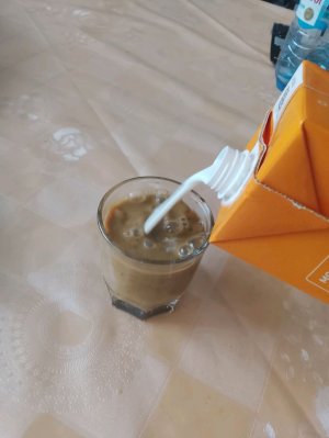 ЧТ.. МНЕ ПОПАЛСЯ....