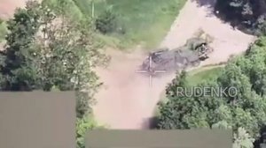 Кадры поражения колёсной САУ 2С22 «Богдана» на Сумщине!