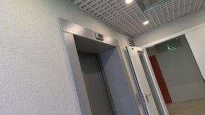 «дом по реновации!» — грузопассажирский лифт ЩЛЗ. V=1 m/s,Q=1000kg.