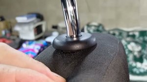 Как снять подголовник на VAG