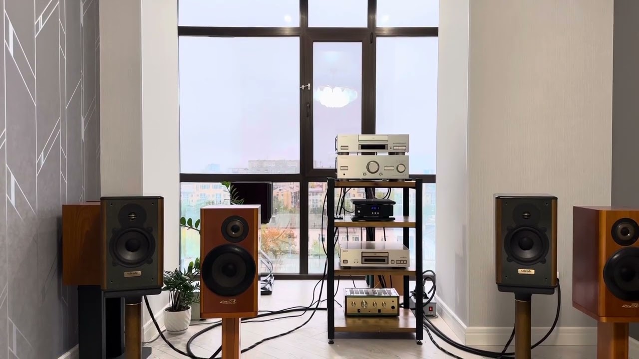 Самый топ и последняя точка компании Kenwood в 1991 году ( Kenwood L-A1; LS CX 7 Soleade) смотреть онлайн