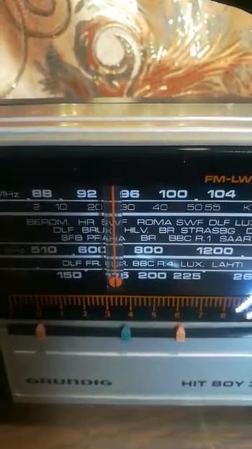 the tuner Grundig Hit Boy 310 смотреть онлайн