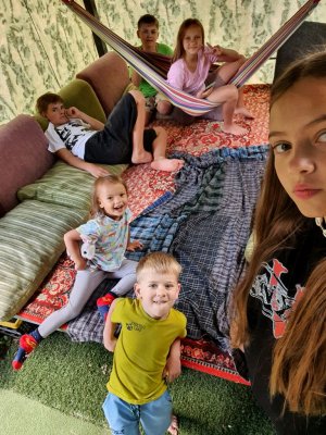 жёсткий стрим, насколько хорошо мы знаем друг друга, приехали двоюродный братья.