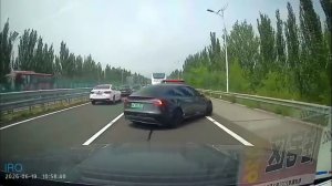 ✅ 🤬 Быдло на дороге: Обочечники поняли друг друга — не на того нарвались!