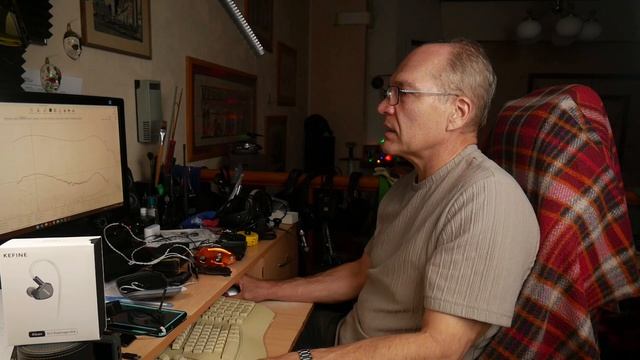 Наушники Kefine Klean. Поиск вещей без собаки смотреть онлайн
