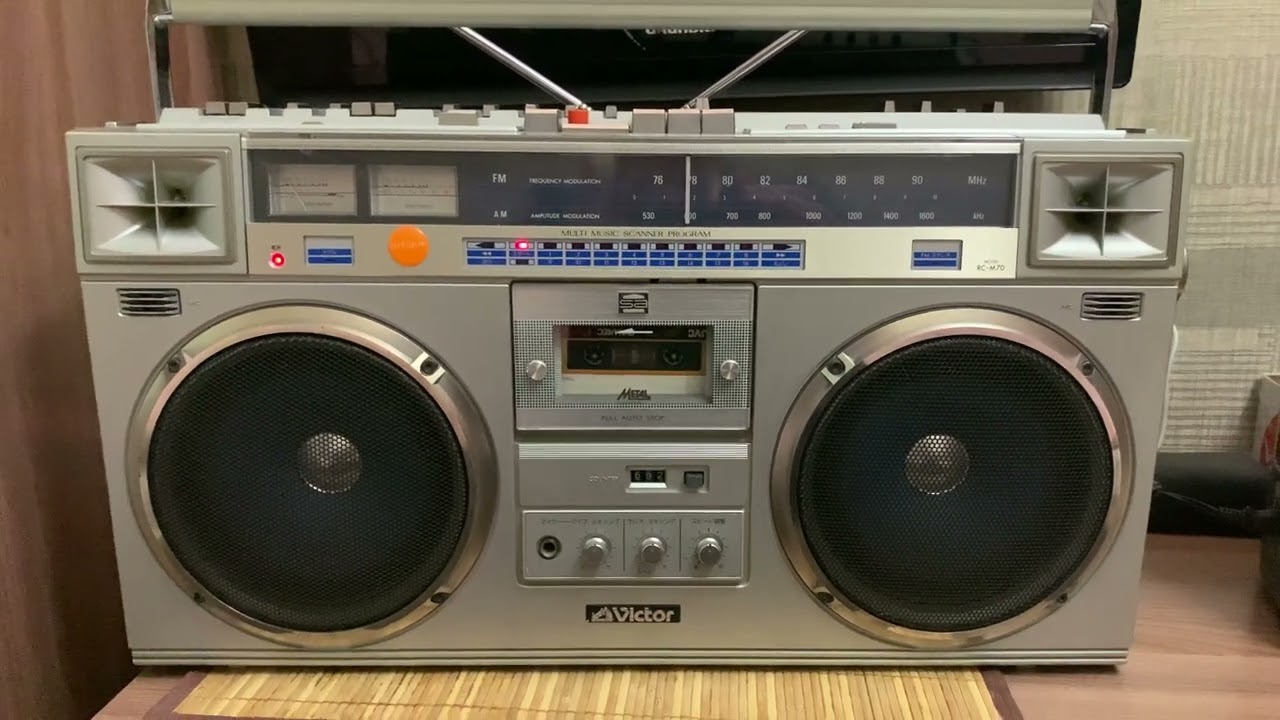 Victor RC-M70 Vs National RX-5400 (короткий спарринг).