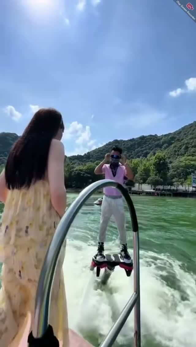 Flyboard. Искупал красавицу. Wetlook смотреть онлайн
