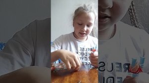 как сплести пёрышко из резинок