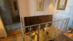 ОТРЕМОНТИРОВАННЫЙ ДВУХЭТАЖНЫЙ ДОМ В ДЕРЕВНЕ С ПОТРЯСАЮЩИМ ВИДОМ