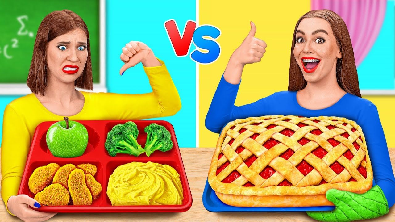 Школьная еда vs Домашняя еда Челлендж смотреть онлайн