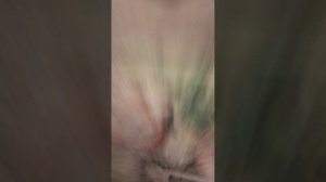надел маленькую  майку + завязал живот ниткой и выпил снова 1.5 литра воды