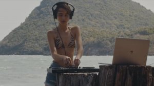 Klaudia Kováčová - Afro House Beach Set   Deep, Organic & Tribal House