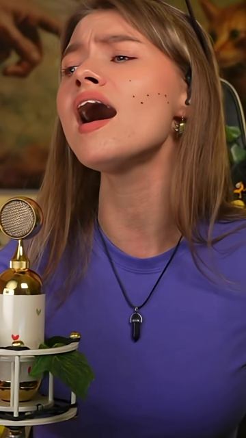 Не друг, не враг💃 Живой звук! Поёт Саша Квашеная