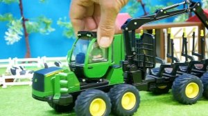 Мусоровоз и Трактор спасают город! 🚜🗑️ про машинки для детей