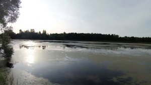 Закат над озером.