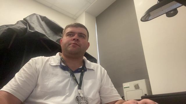 Работаем, общаемся, обсуждаем😀😃😄