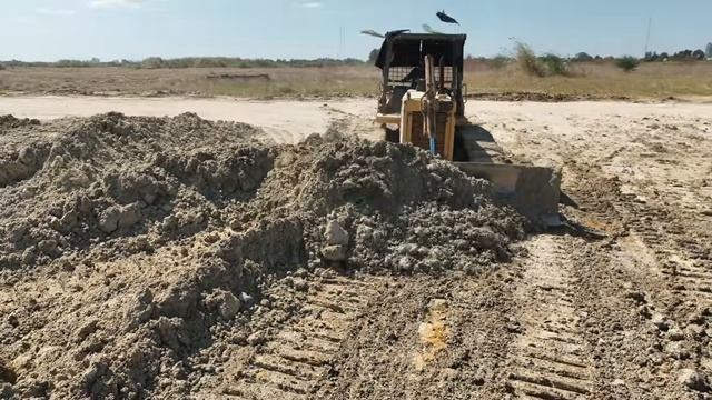 OMG!!incredible Road Resize Project with Komatsu D60p Dozer and Dump Truck 25,5t Unloading Soil смотреть онлайн