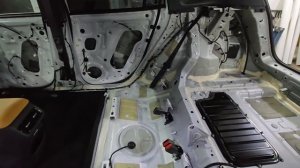 Шумоизоляция Geely Galaxy Starship 7