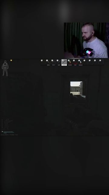 Упади, кто идёт. EFT #shorts #eft #games #cool