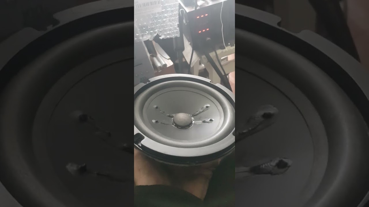 Harman/Kardon мини НЧ с авто Saab смотреть онлайн