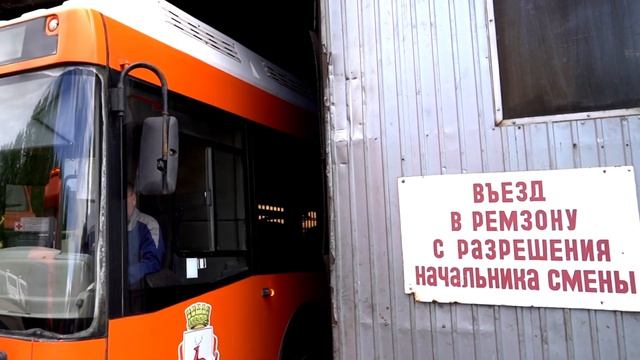 ТЕСТ-ДРАЙВ ТЯГАЧА УРАЛ NEXT / ОБЗОР ВОЗМОЖНОСТЕЙ ГРУЗОВИКА, ЭВАКУАТОРА, ТЕХПОМОЩИ, КРАНА смотреть онлайн