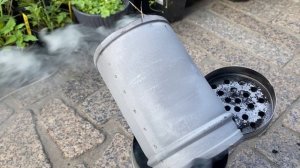 Готовлю дымарь для работы с пчелами