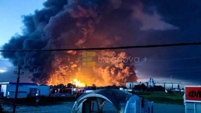 ⚡️Атака на краснодарский край,горит НПЗ есть погибшие и раненые. смотреть онлайн