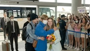 Хаос в Мадриде! Тэхён замечен держащим Чонгука за руку - Арми в полном восторге!