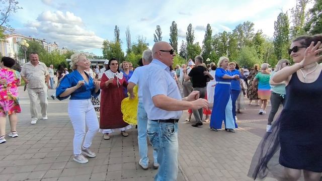 А ты не грусти..... 28.06.26. смотреть онлайн