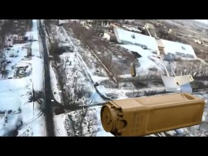 Дроны Молния России сбрасывают мины ПТМ-3 на Украине