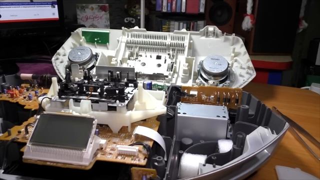 Panasonic разобрал-собрал. Что же получилось?