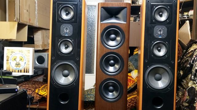 JBL HDI 3600 и Focal Electra 915 текст смотреть онлайн