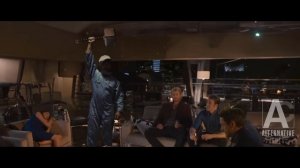 Анатолий поднимает молот Тора