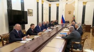 Крупнейшие НПЗ работают на максимальной мощности. В июле производство топлива должно превысить июнь