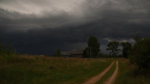 Плохая погода и шашлык на даче