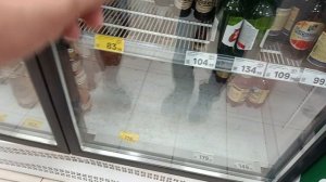 Андрюха возит Спрунка по магазину