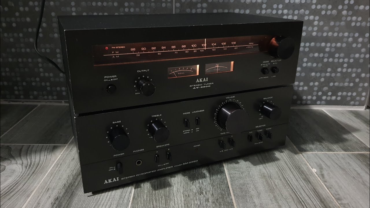 Тест вінтажного підсилювача AKAI AM-2250 + FM Tuner AKAI AT-2200 - 1978 рік випуску. Чудовий звук! смотреть онлайн