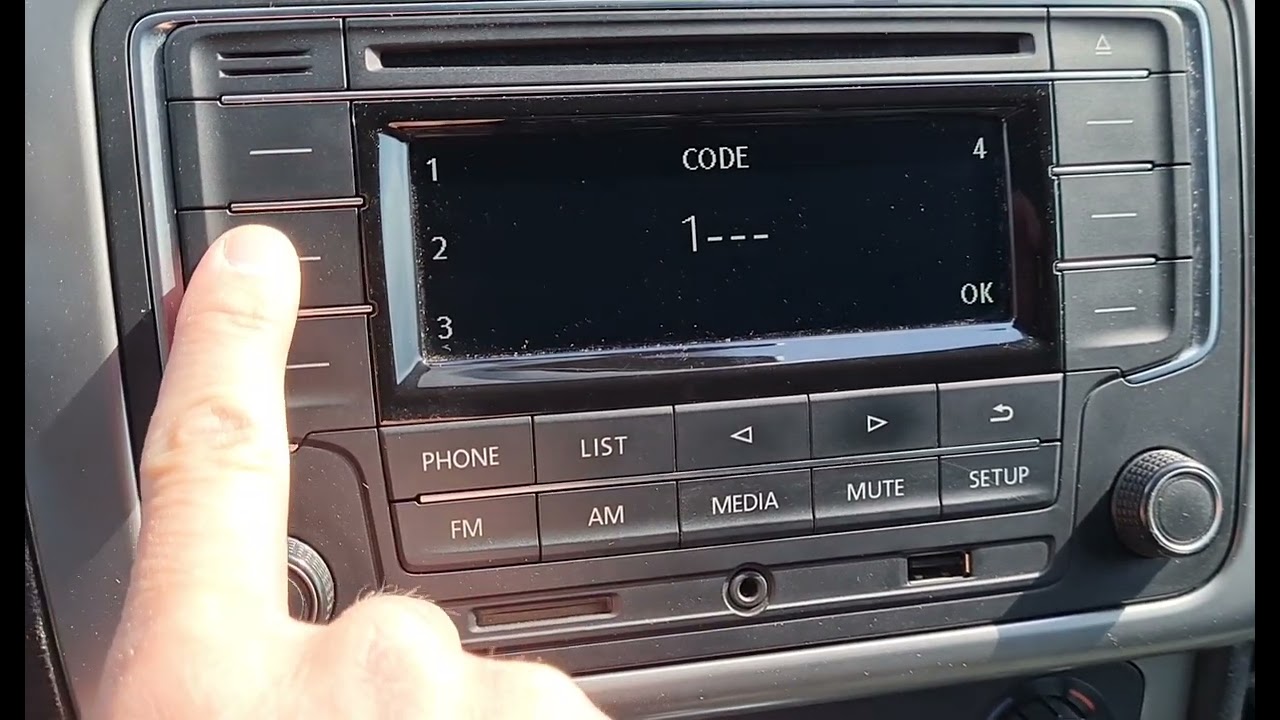 Ввести код для автомагнитолы на Фольксваген. Enter The Code For The Car Radio For Volkswagen.