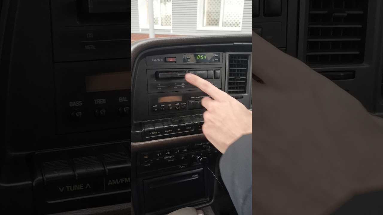 Toyota Crown GS131. Bluetooth в штатной магнитоле. Ретрофит, или новая жизнь акустической системы смотреть онлайн