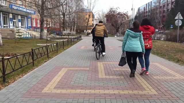 ПОЛИЦИЯ ЗАДЕРЖАЛА МУЗЫКАЛЬНЫЙ ВЕЛОСИПЕД! Мы попались велосипед с колонками ,со звуком!
